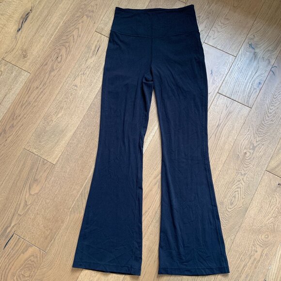 Lululemon Groove Nulu Super High Rise Flared Yoga Pant Black Size 10 - Picture 5 of 10